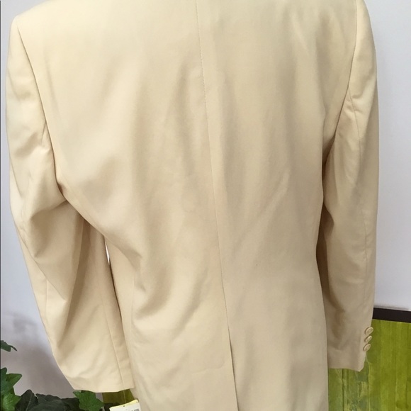 NWT Contraire  Louis Feraud blazer. - Picture 2 of 5